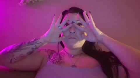 Snapshot of trinitymarie69 chatting on 07-15-26, 04:18 trinitymarie69 online show from 07-15-26, 04:18