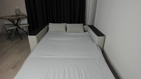 AnyaMarkPvt is open online show from 01-06-25, 12:46