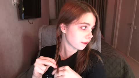 tripleprinces online show from 02-01-25, 02:02