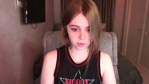 tripleprinces online show from 02-11-25, 04:56