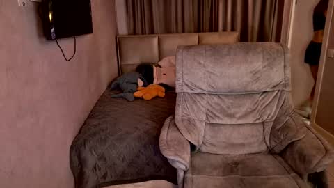 tripleprinces online show from 02-07-26, 05:05