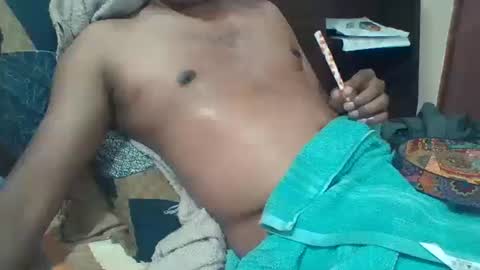 Snapshot of triplexxx007 chatting on 01-14-25, 04:08 Raaz keeps ur Raaz online show from 01-14-25, 04:08