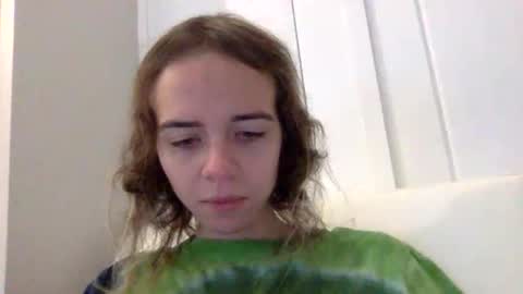 trippybb222 online show from 12-04-25, 02:32