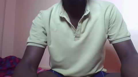 Snapshot of trisbaby3 chatting on 11-15-25, 10:01 Tris6 online show from 11-15-25, 10:01