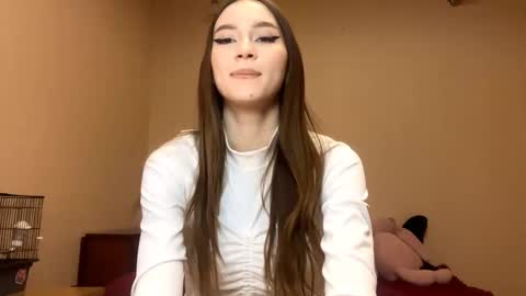 Snapshot of trishaawbrey chatting on 10-29-25, 01:24 Ur Trisha online show from 10-29-25, 01:24