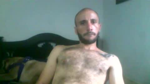 Snapshot of tristan_drumm chatting on 12-19-25, 09:44 tristan online show from 12-19-25, 09:44