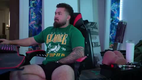 Snapshot of tristanhardwood chatting on 02-04-26, 11:42 tristanhardwood online show from 02-04-26, 11:42