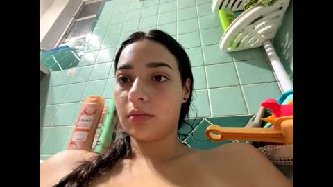 Snapshot of tristianmarie chatting on 06-08-26, 03:29 tristianmarie online show from 06-08-26, 03:29