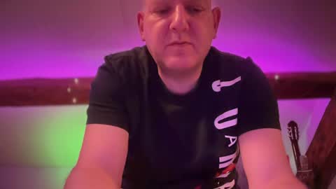 Triton online show from 04-21-26, 01:42