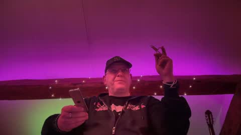 Triton online show from 04-22-26, 10:33