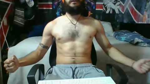 Snapshot of trizquelmen chatting on 04-27-26, 06:17 Andrew online show from 04-27-26, 06:17