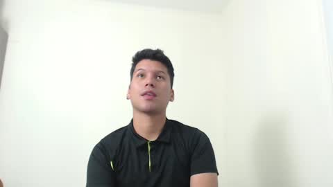 Snapshot of troy_evanss chatting on 12-15-24, 11:34 Troy online show from 12-15-24, 11:34