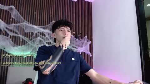 Snapshot of troy_rouge chatting on 10-28-25, 07:27 Troy online show from 10-28-25, 07:27