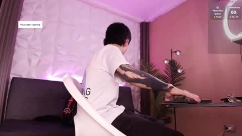 Snapshot of troy_rouge chatting on 11-25-25, 07:25 Troy online show from 11-25-25, 07:25