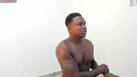 Snapshot of troykhalil chatting on 11-16-25, 05:46 Troy Khalil online show from 11-16-25, 05:46