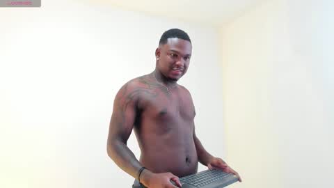 Snapshot of troykhalil chatting on 12-01-25, 06:02 Troy Khalil online show from 12-01-25, 06:02