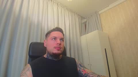 Snapshot of troystroud chatting on 12-16-25, 05:01 TroyStroud online show from 12-16-25, 05:01