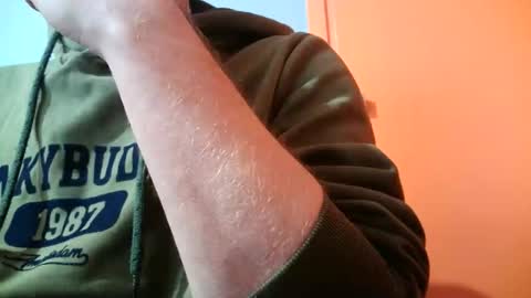 truble_again online show from 04-01-26, 01:41