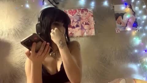 Snapshot of trudymersereau chatting on 02-21-26, 07:04 Poly online show from 02-21-26, 07:04