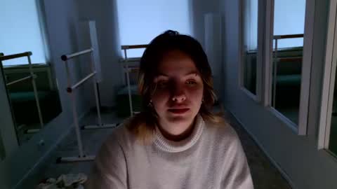 Emma online show from 06-18-26, 12:09