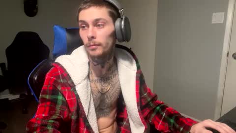 Snapshot of truenorthheavy chatting on 02-17-26, 05:30 Leo online show from 02-17-26, 05:30