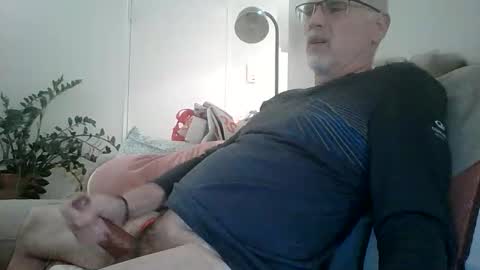 Snapshot of trukturk chatting on 02-16-26, 05:53 trukturk online show from 02-16-26, 05:53