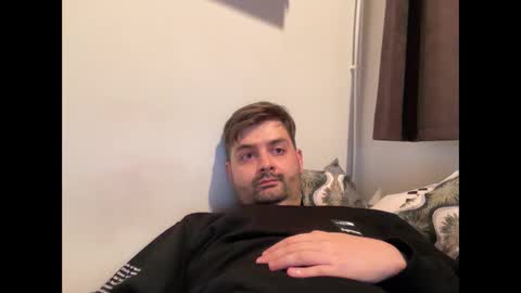 Snapshot of trustmelove chatting on 12-14-24, 04:31 Trustmelove online show from 12-14-24, 04:31