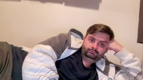 Snapshot of trustmelove chatting on 12-30-24, 07:00 Trustmelove online show from 12-30-24, 07:00