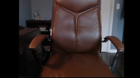 Snapshot of trvler72 chatting on 07-14-26, 10:04 trvler72 online show from 07-14-26, 10:04