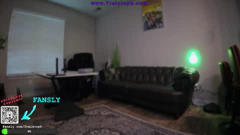 Snapshot of trystoph chatting on 05-15-26, 12:45 Treistoph online show from 05-15-26, 12:45