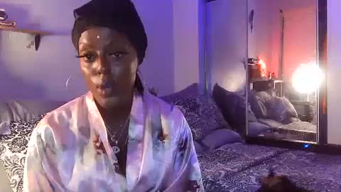 Amber White online show from 09-18-25, 05:53