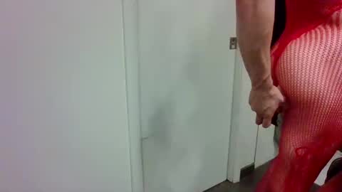 tsellie_fox online show from 04-23-26, 01:18