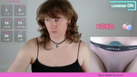Snapshot of tsellieryder chatting on 06-12-26, 12:42 Ellie Ryder online show from 06-12-26, 12:42