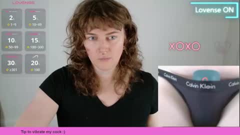 Snapshot of tsellieryder chatting on 07-25-26, 11:46 Ellie Ryder online show from 07-25-26, 11:46