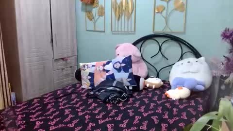 Snapshot of tsempress chatting on 01-01-25, 10:56 SHENA online show from 01-01-25, 10:56