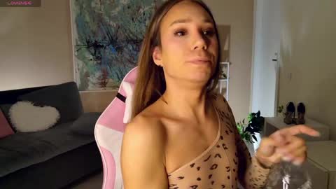 Gisele online show from 05-06-26, 03:02