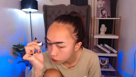 Snapshot of tskitty_girl chatting on 10-14-25, 02:45 tskitty_girl online show from 10-14-25, 02:45