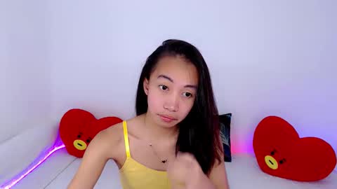 Snapshot of tskitty_girl chatting on 03-21-26, 06:40 tskitty_girl online show from 03-21-26, 06:40
