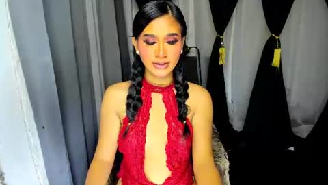 Snapshot of tspaulinafoxy chatting on 09-13-25, 11:43 tspaulinafoxy online show from 09-13-25, 11:43