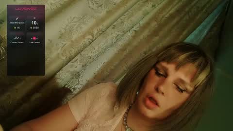 Annika online show from 04-18-26, 11:03