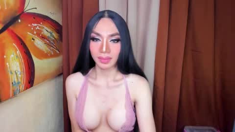 Queen Selena online show from 09-23-25, 07:22