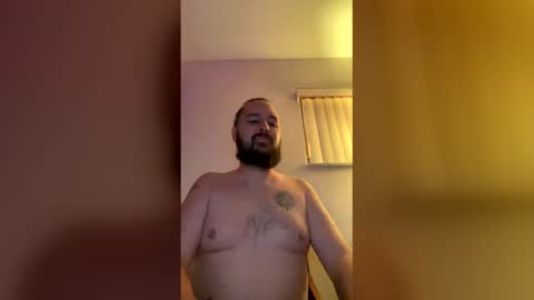 Snapshot of tstandi11 chatting on 02-09-26, 06:06 Mr Gray Sweatpants online show from 02-09-26, 06:06