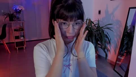 Snapshot of tsukys_spell chatting on 02-08-25, 02:58 Tsuky online show from 02-08-25, 02:58