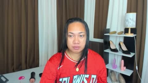 Snapshot of tsuncutkaren chatting on 09-18-25, 11:23 Karen Oquio online show from 09-18-25, 11:23