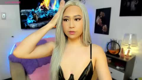 Snapshot of tsvictoria12 chatting on 12-17-24, 04:21 Victoria online show from 12-17-24, 04:21