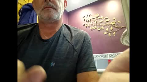 tubsy6868 online show from 10-26-25, 04:24