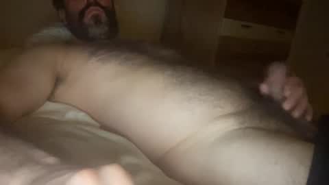 tuckerchase online show from 10-16-25, 03:29