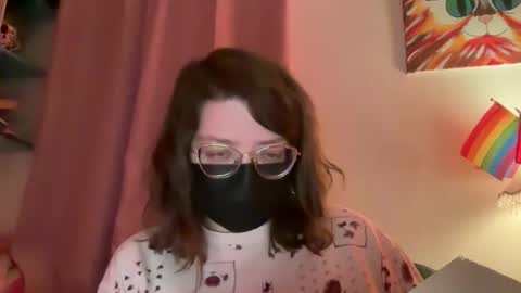 Snapshot of tulipisnotaperson chatting on 02-01-26, 05:17 Tulip online show from 02-01-26, 05:17