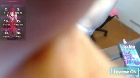 tulunaroja online show from 09-25-25, 08:12