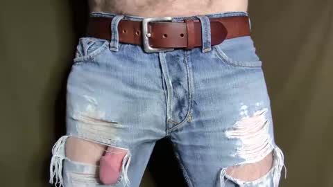 Snapshot of turquoise_metallic chatting on 09-27-25, 02:27 Phil Box online show from 09-27-25, 02:27